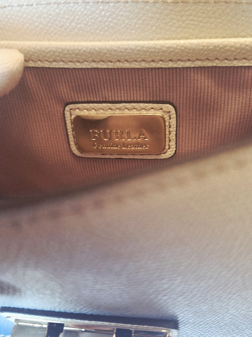 Furla x Hello Kitty Metropolis Mini Leather Crossbody Bag White Blue. Dust Bag - Picture 6 of 9